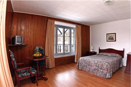 фото отеля Hotel Georges Tadoussac