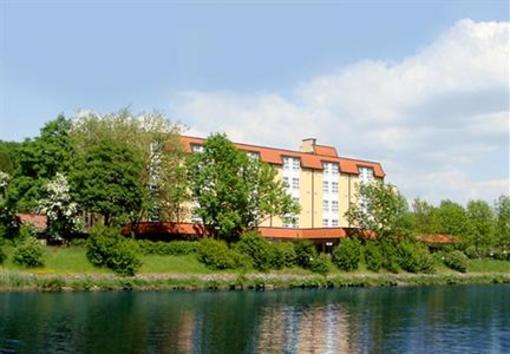 фото отеля Courtyard by Marriott Regensburg