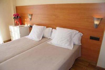 фото отеля Galatino Apartamentos Monachil