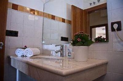 фото отеля Galatino Apartamentos Monachil