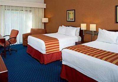 фото отеля Courtyard by Marriott Rocky Mount