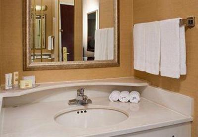 фото отеля Courtyard by Marriott Rocky Mount