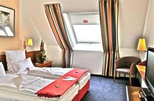 фото отеля Leonardo Hotel Mannheim Ladenburg
