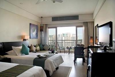 фото отеля Howard Johnson Resort Sanya Bay