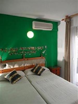 фото отеля Hostal Altamar