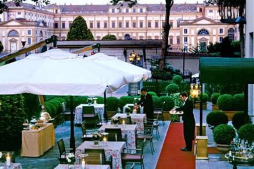 фото отеля Hotel de la Ville Monza