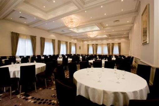 фото отеля The Parc Hotel
