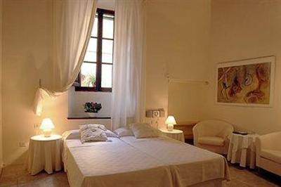 фото отеля Fornalutx Petit Hotel