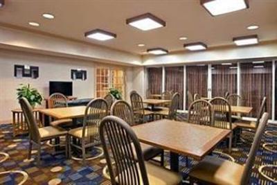 фото отеля Holiday Inn Express St. Joseph