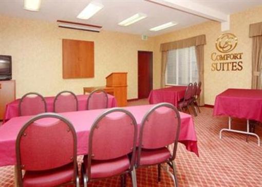 фото отеля Comfort Suites Southwest Portland