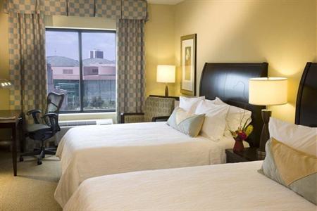 фото отеля Hilton Garden Inn Minneapolis Downtown