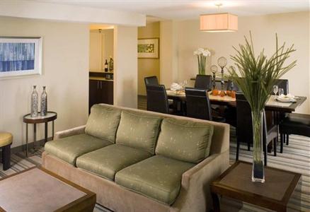 фото отеля The Doubletree Hotel Chicago North Shore