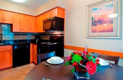 фото отеля BEST WESTERN PLUS Coquitlam Inn Convention Centre