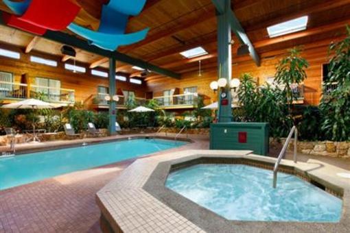 фото отеля BEST WESTERN PLUS Coquitlam Inn Convention Centre