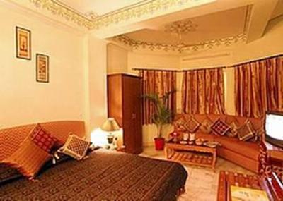 фото отеля Hotel Sarang Palace