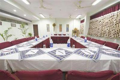 фото отеля Hotel Sarang Palace