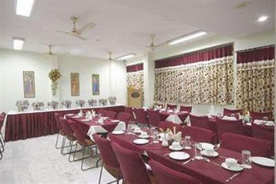 фото отеля Hotel Sarang Palace