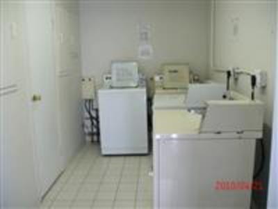фото отеля Red Deer Travelodge