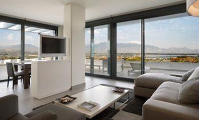 фото отеля SHA Wellness Clinic