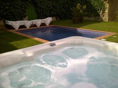 фото отеля Hotel Esquirol Llivia