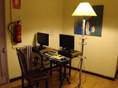 фото отеля Hostal Puerta del Sol