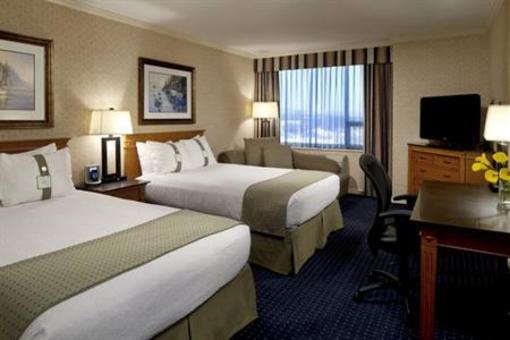 фото отеля Holiday Inn International Vancouver Airport