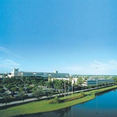 фото отеля Hilton Palm Beach Airport