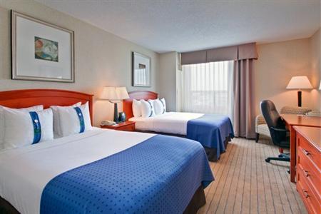 фото отеля Holiday Inn Select Hotel & Suites Kanata Ottawa