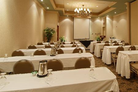 фото отеля Holiday Inn Select Hotel & Suites Kanata Ottawa