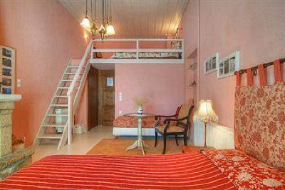 фото отеля Boutique Hotel Skamnos