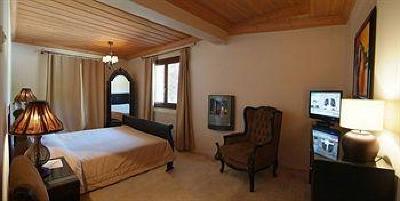 фото отеля Boutique Hotel Skamnos