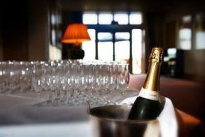 фото отеля The Oxfordshire Golf Hotel Spa Thame