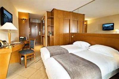 фото отеля Park and Suites Prestige