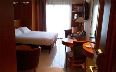 фото отеля Park and Suites Prestige