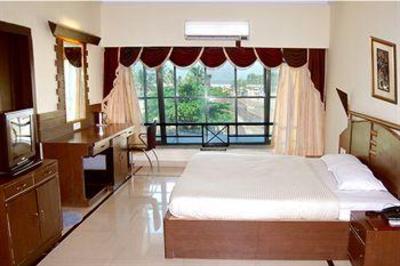 фото отеля Silver Sands Beach Resort