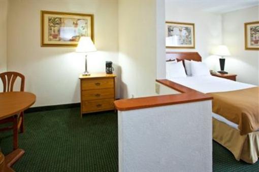 фото отеля Holiday Inn Express Vero Beach-West I-95