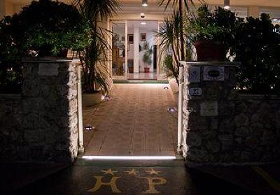 фото отеля Hotel Pigalle