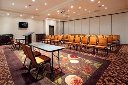 фото отеля Holiday Inn Hotel & Suites Lake Charles South