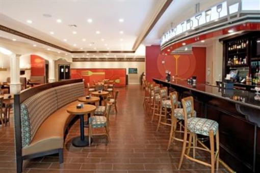 фото отеля Holiday Inn Hotel & Suites Lake Charles South