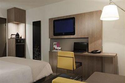 фото отеля Novotel Rennes Alma