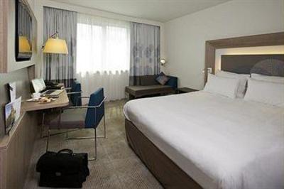 фото отеля Novotel Rennes Alma