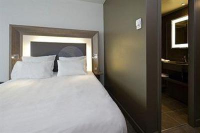 фото отеля Novotel Rennes Alma