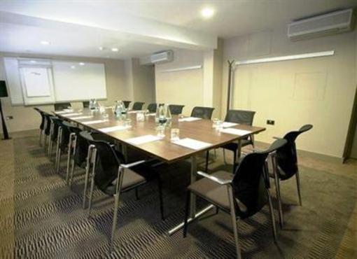фото отеля Crowne Plaza Manchester Airport