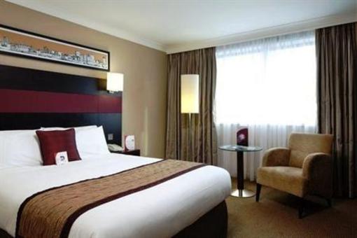 фото отеля Crowne Plaza Manchester Airport