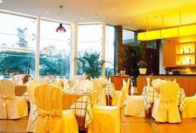 фото отеля Lakeside Hotel Xiamen