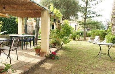 фото отеля Villino Eleonora Bed & Breakfast Parghelia