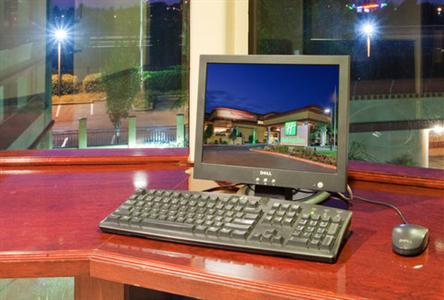 фото отеля Holiday Inn Rancho Cordova