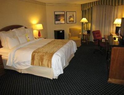 фото отеля Ventura Beach Marriott