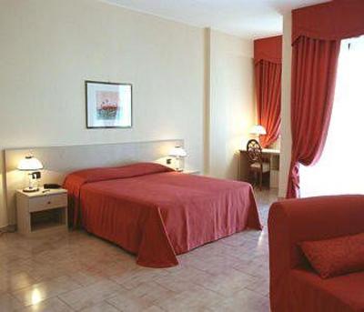 фото отеля Rondo Hotel
