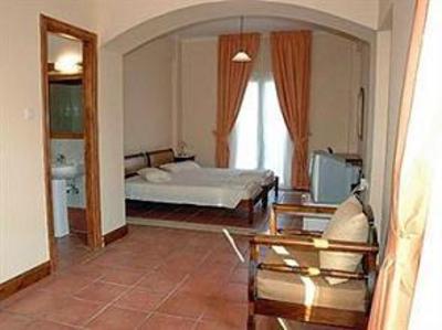фото отеля Golden View Beach Hotel Poros